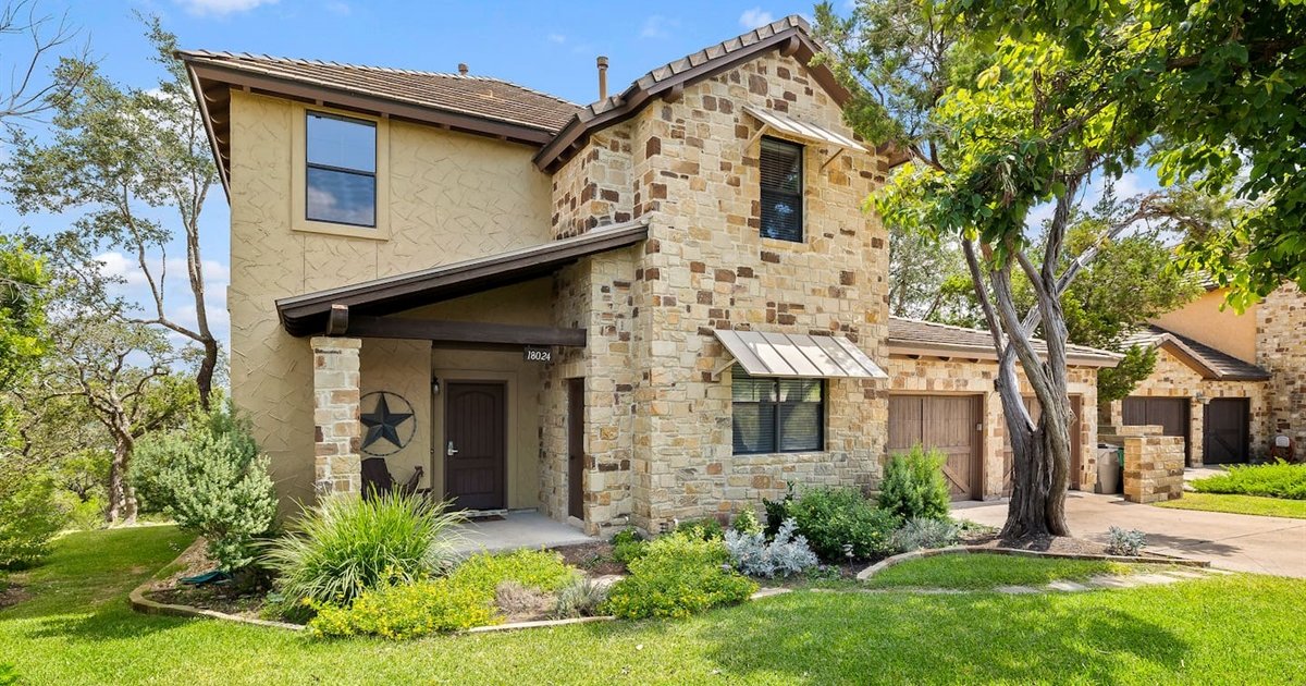 Why Book Direct for Your Lake Travis Vacation Rental